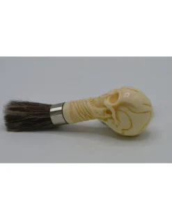 scheer kwast met schedel wit