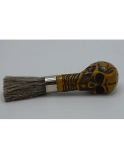 scheer kwast met schedel bruin