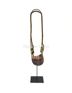 Schelpenketting op voet #2
